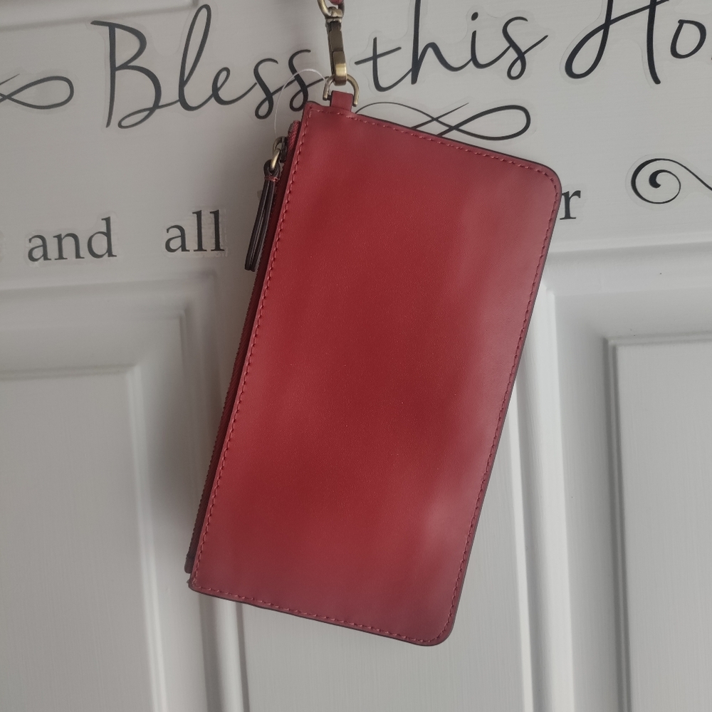 New Michael Kors wristlet - Picture 2 of 3